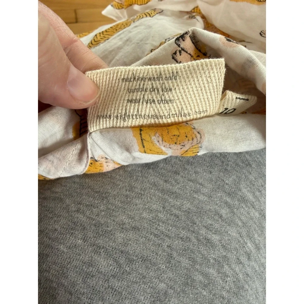 Eight Thousand Miles tiger two piece pajama set youth lightweight‎ comfort
